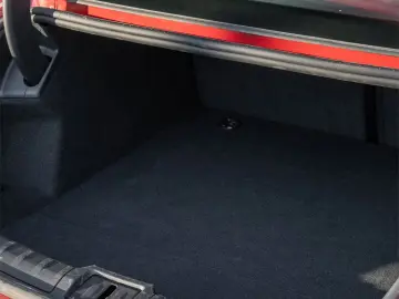 PORSCHE Taycan Performancebatterie Plus Surround View