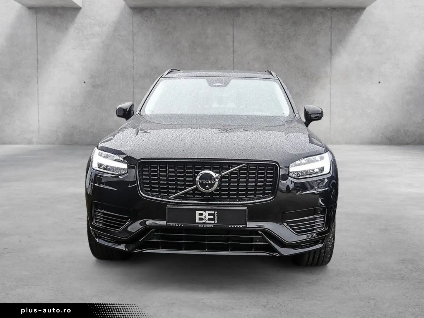 VOLVO XC90 T8 Plus Dark Recharge Plug-In Hybrid AWD