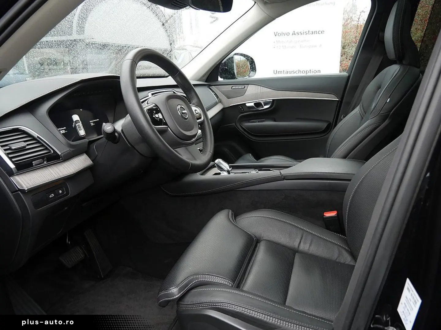 VOLVO XC90 T8 Plus Dark Recharge Plug-In Hybrid AWD