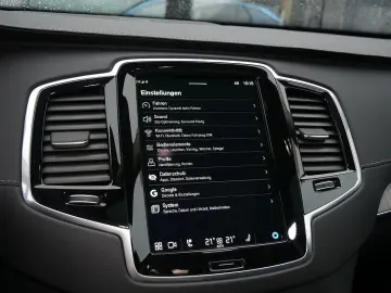 VOLVO XC90 T8 Plus Dark Recharge Plug-In Hybrid AWD