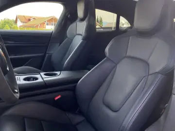PORSCHE Taycan GTS Sport Turismo   BOSE   Panorama