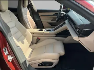 PORSCHE Taycan Turbo Cross Turismo BOSE LED-Matrix