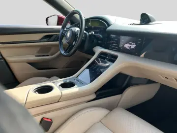 PORSCHE Taycan Turbo Cross Turismo BOSE LED-Matrix