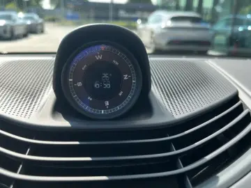 PORSCHE Taycan Turbo Cross Turismo BOSE LED-Matrix