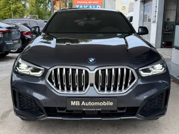 BMW X6 xDrive30d PANO AHK