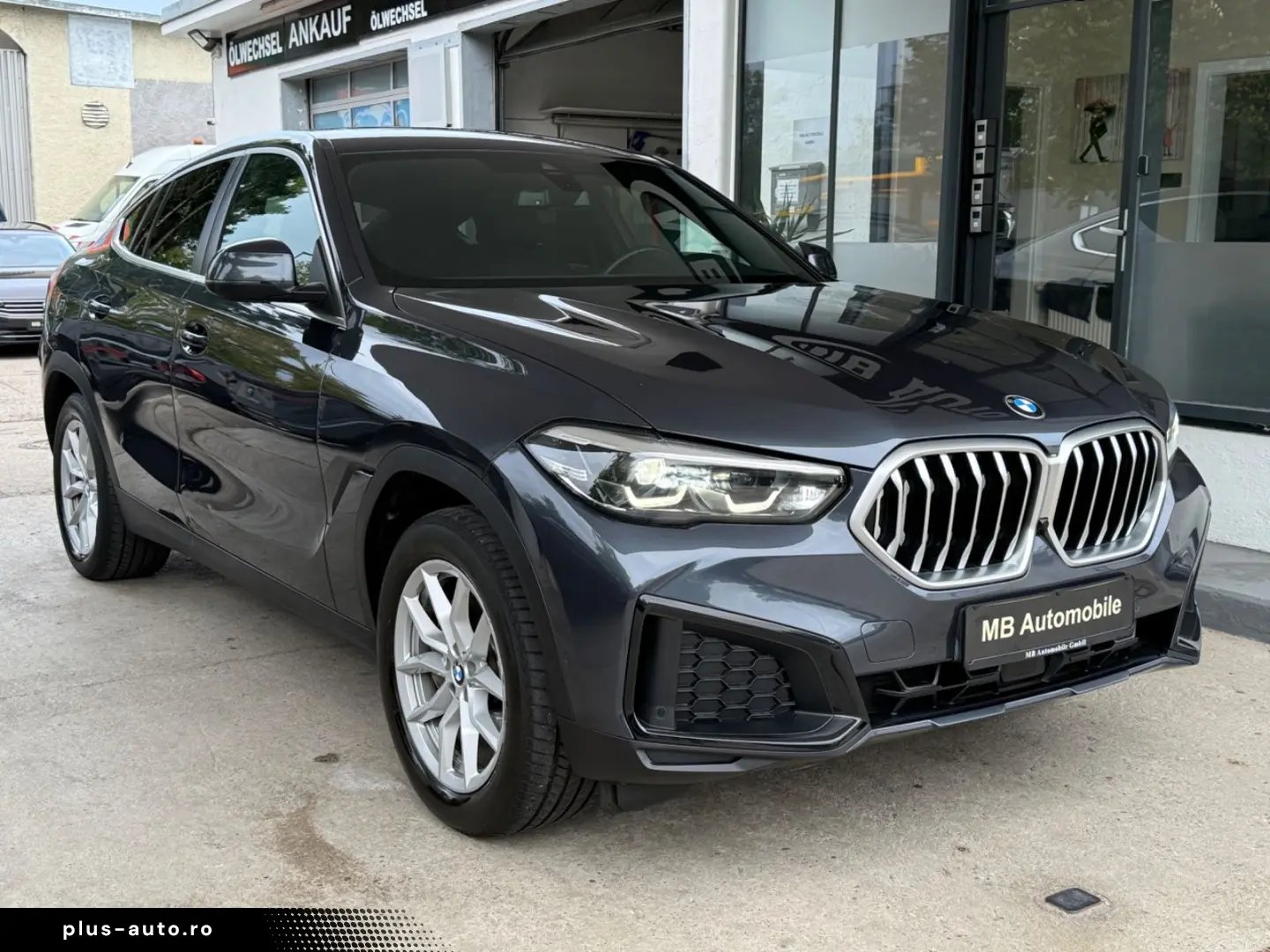 BMW X6 xDrive30d PANO AHK