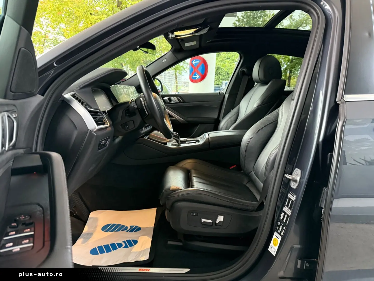 BMW X6 xDrive30d PANO AHK