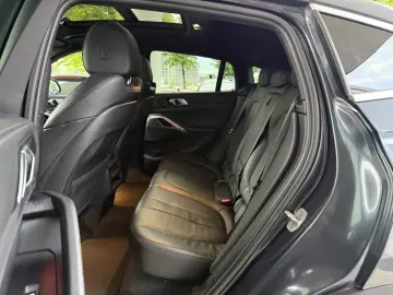 BMW X6 xDrive30d PANO AHK