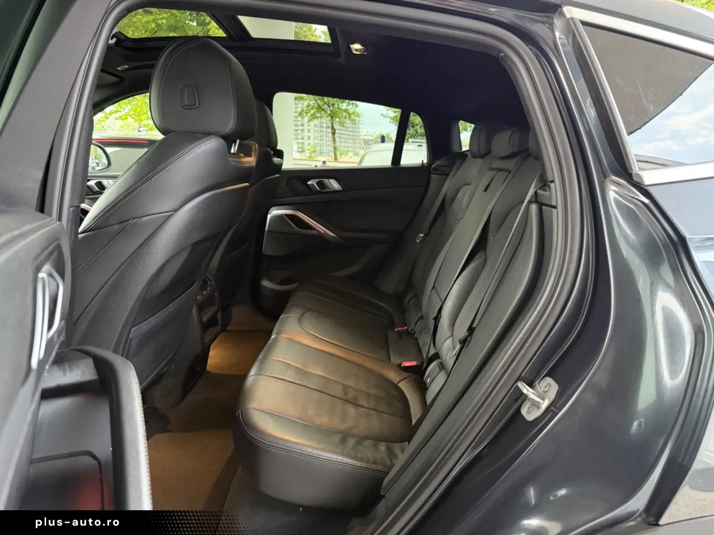 BMW X6 xDrive30d PANO AHK