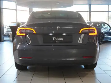 TESLA Model 3 Standard Range NAVI KAMERA SH WÄRMEPUMPE