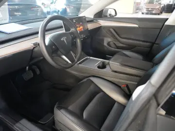 TESLA Model 3 Standard Range NAVI KAMERA SH WÄRMEPUMPE