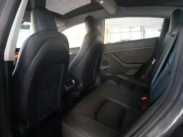 TESLA Model 3 Standard Range NAVI KAMERA SH WÄRMEPUMPE