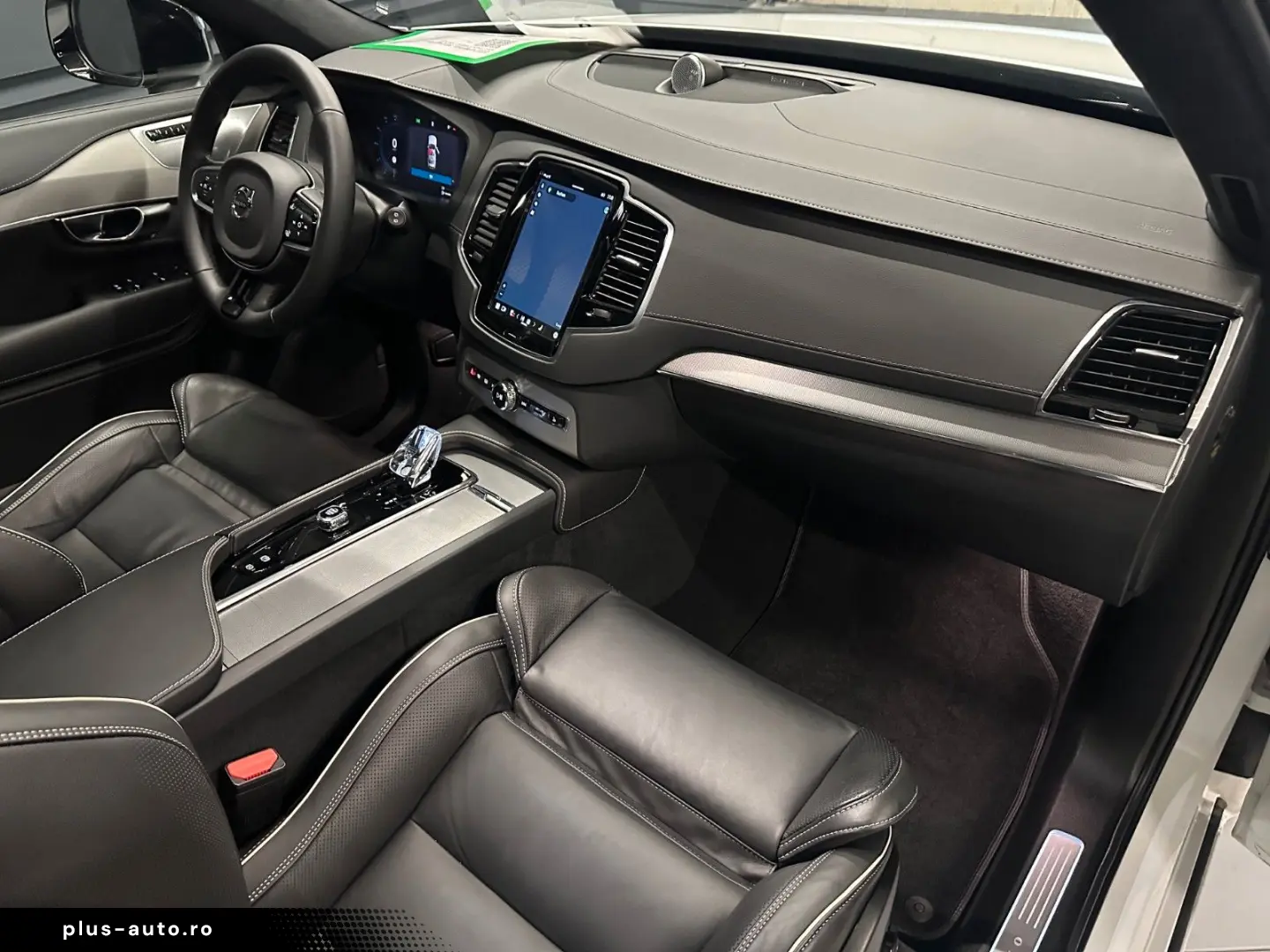 VOLVO XC90 Ultra Dark Recharge AWD 20Zoll B&W 7-SITZE