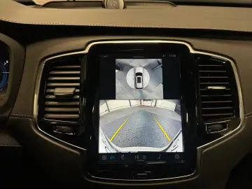 VOLVO XC90 Ultra Dark Recharge AWD 20Zoll B&W 7-SITZE