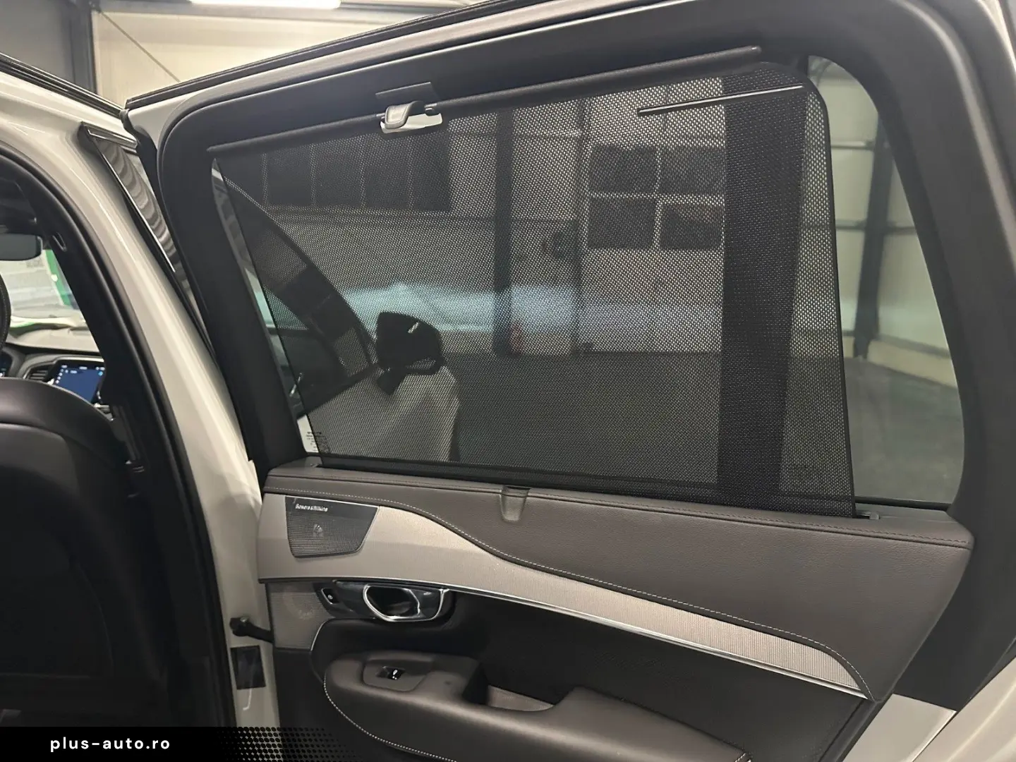 VOLVO XC90 Ultra Dark Recharge AWD 20Zoll B&W 7-SITZE