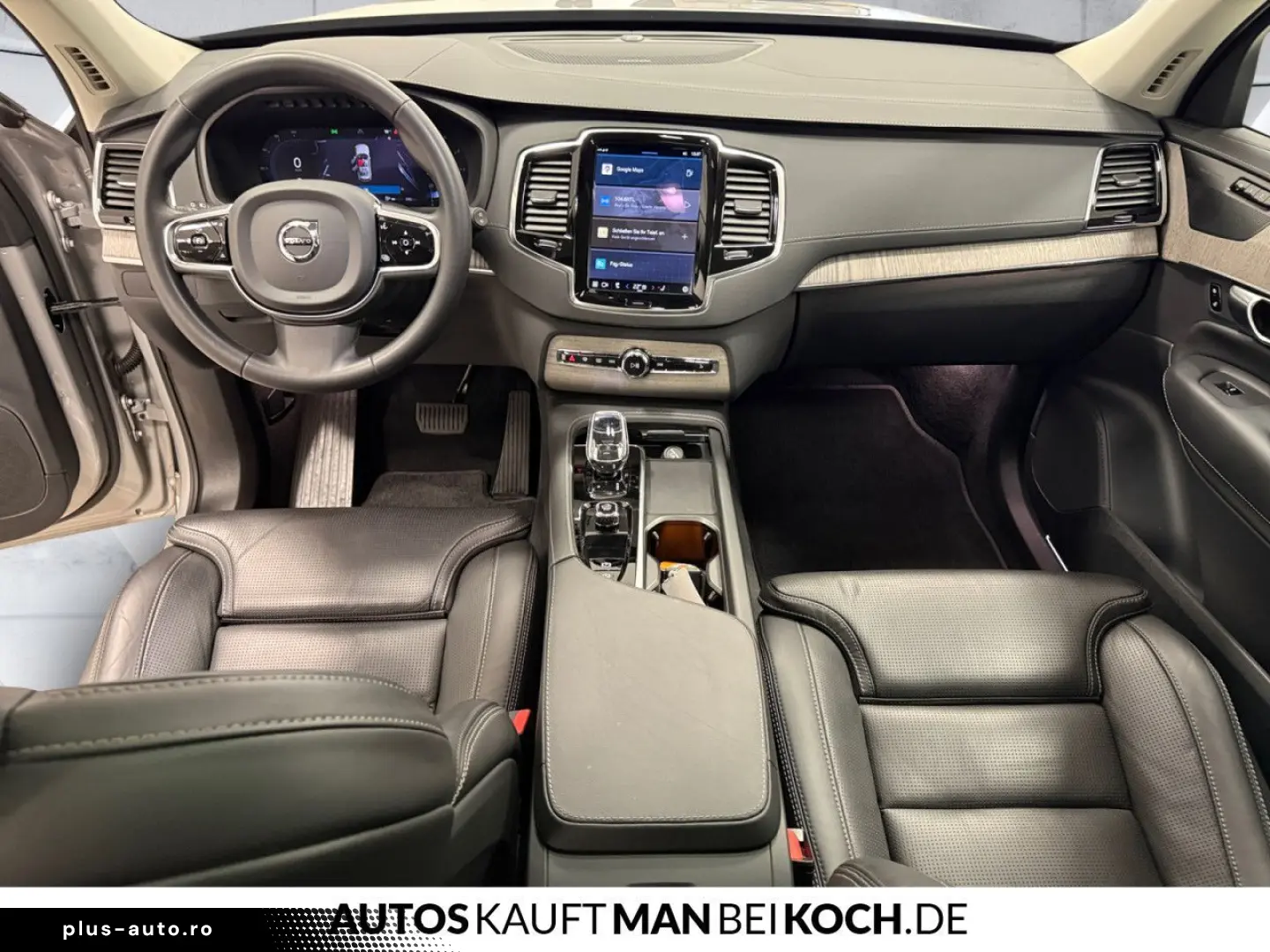 VOLVO XC90 B5 D AWD Plus Dark PANO STDHz AHK VLED 360