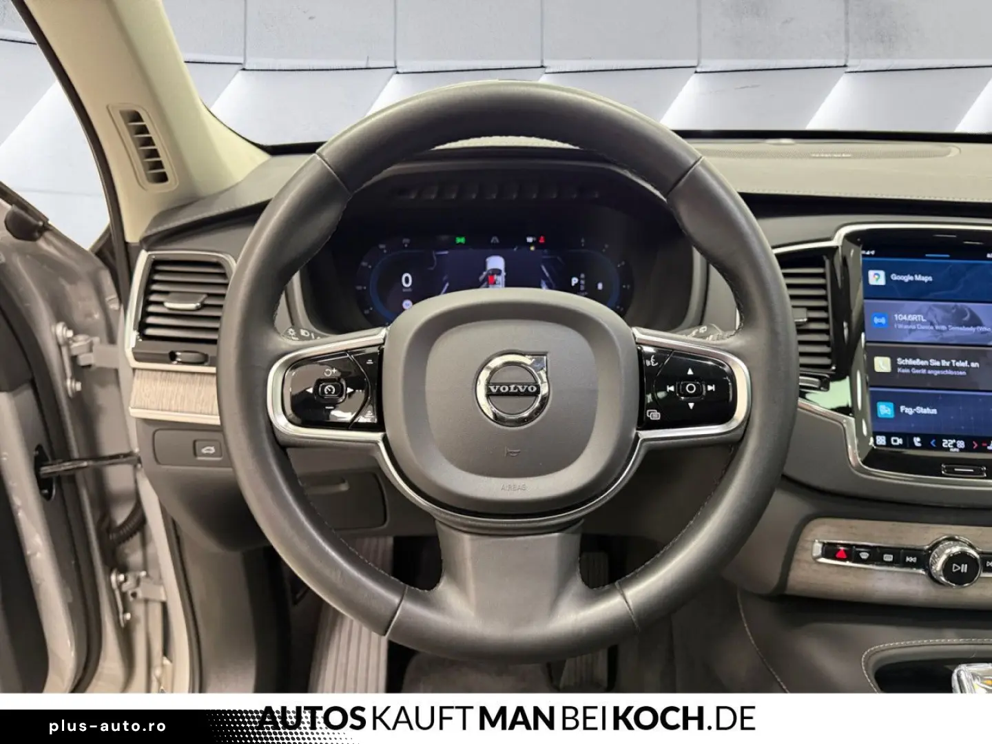 VOLVO XC90 B5 D AWD Plus Dark PANO STDHz AHK VLED 360