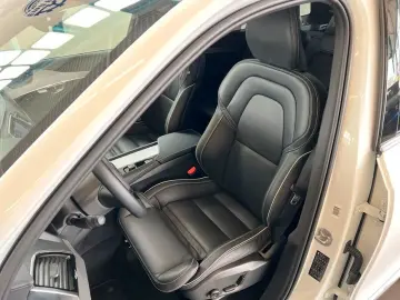 VOLVO XC90 B5 AWD 7S Plus-Bright Aut Glasd 22'&&hellip;