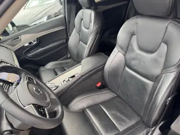 VOLVO XC90 Plus Dark Recharge Plug-In Hybrid AWD T8 Tw