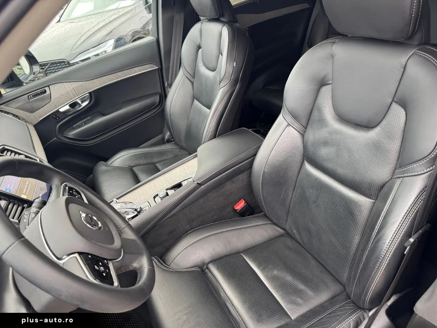 VOLVO XC90 Plus Dark Recharge Plug-In Hybrid AWD T8 Tw