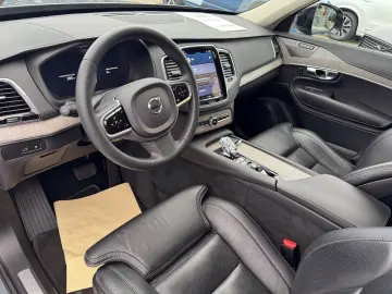 VOLVO XC90 Plus Dark Recharge Plug-In Hybrid AWD T8 Tw