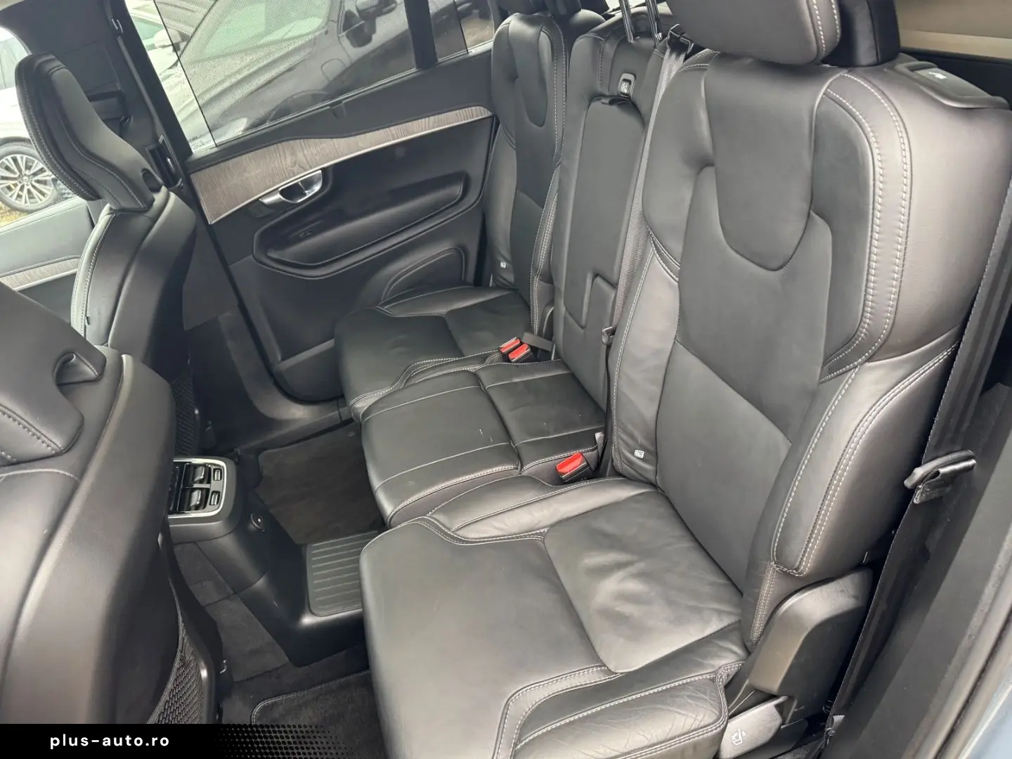 VOLVO XC90 Plus Dark Recharge Plug-In Hybrid AWD T8 Tw