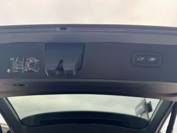 VOLVO XC90 Plus Dark Recharge Plug-In Hybrid AWD T8 Tw