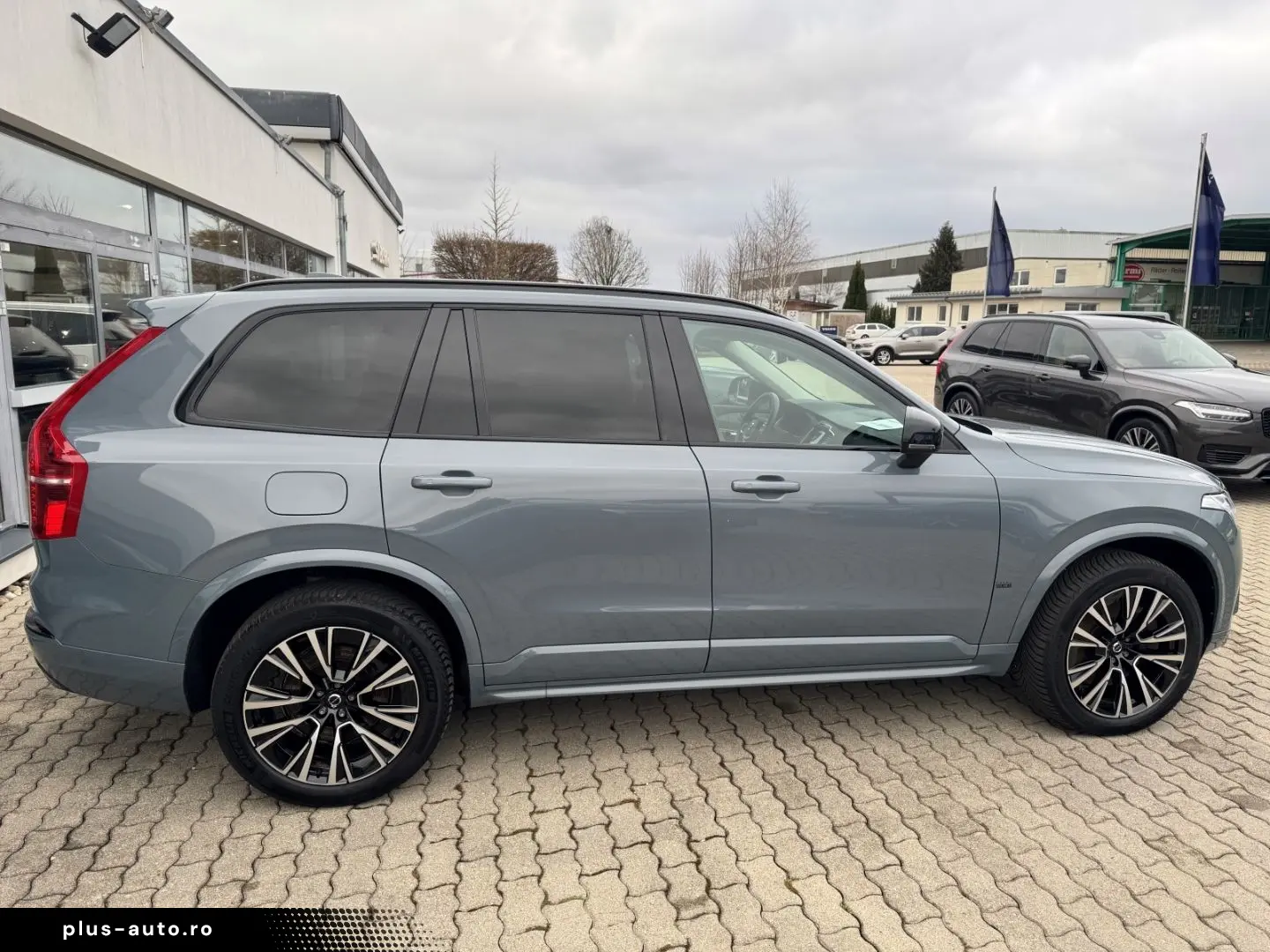 VOLVO XC90 Plus Dark Recharge Plug-In Hybrid AWD T8 Tw