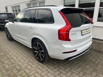 VOLVO XC90 B5 Diesel AWD Ultimate Dark Autom. GARANTIE