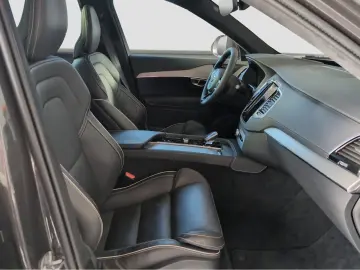 VOLVO XC90 B5 AWD GT Standhzg Lenkradhzg Pano Voll-LED