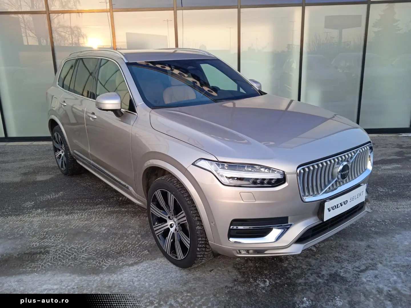 VOLVO XC90 B5 AWD Plus Bright  H&K  Sitzbelüftung