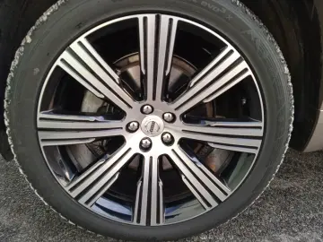 VOLVO XC90 B5 AWD Plus Bright  H&K  Sitzbelüftung