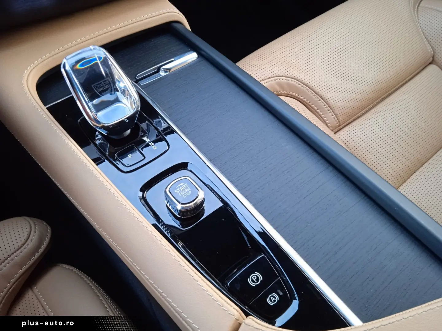 VOLVO XC90 B5 AWD Plus Bright  H&K  Sitzbelüftung