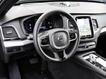 VOLVO XC90 Ultimate Bright AWD 7-Sitzer HUD AD StandHZ