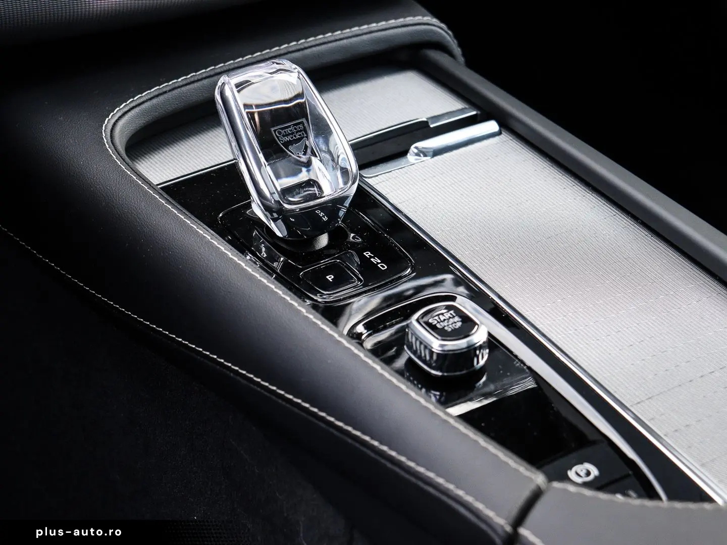 VOLVO XC90 Ultimate Bright AWD 7-Sitzer HUD AD StandHZ