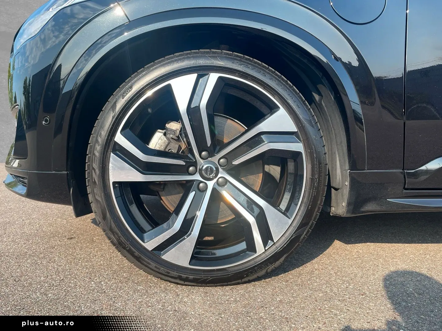 VOLVO XC90 T8 AWD Recharge Ultra Dark 7-Sitzer AHK SD