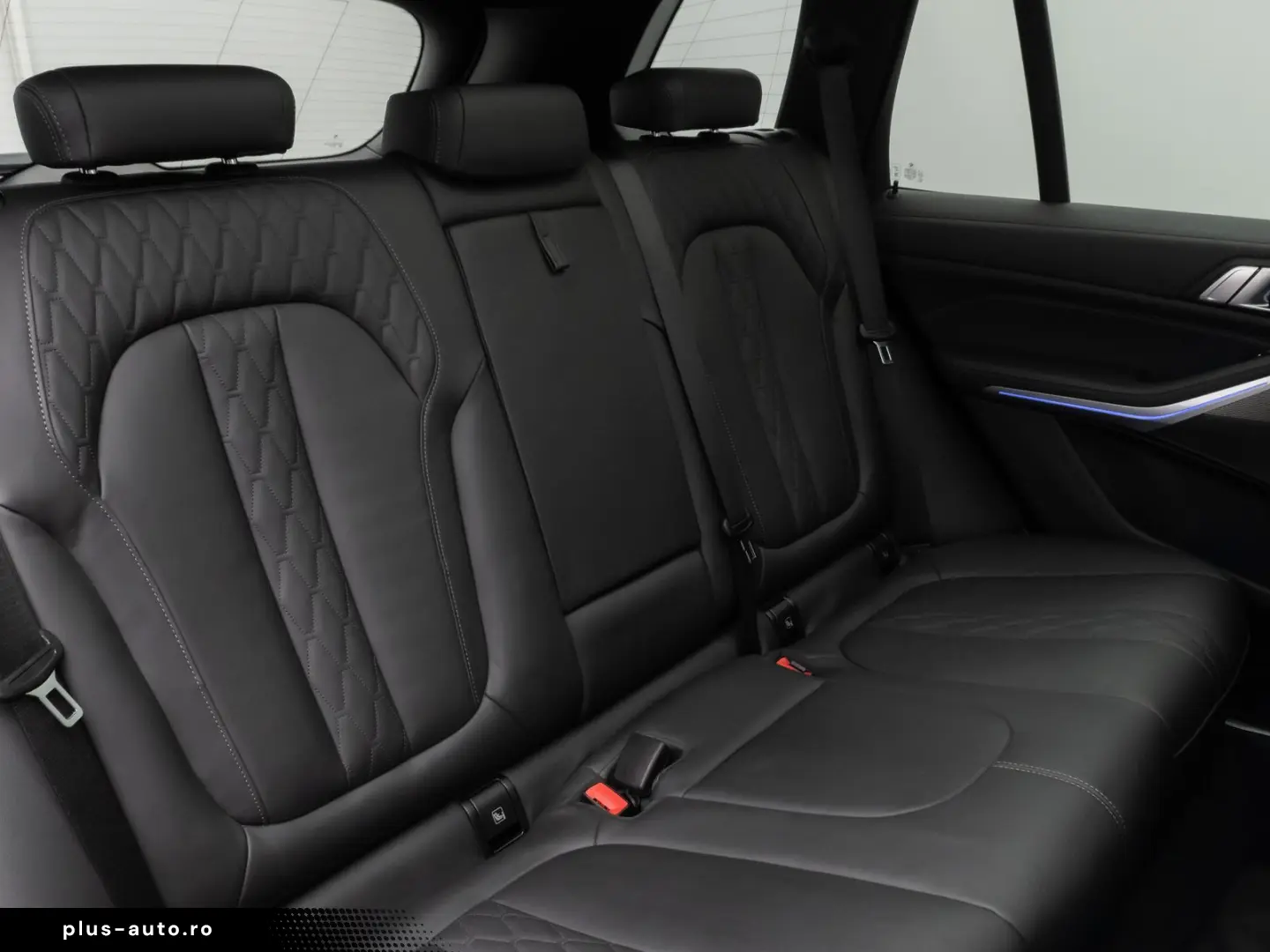 BMW X5 M50i Panoram 360 HUD DAB HiFi Massage AHK 22