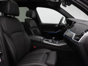 BMW X5 M50i Panoram 360 HUD DAB HiFi Massage AHK 22