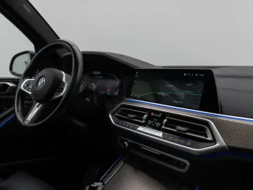 BMW X5 M50i Panoram 360 HUD DAB HiFi Massage AHK 22