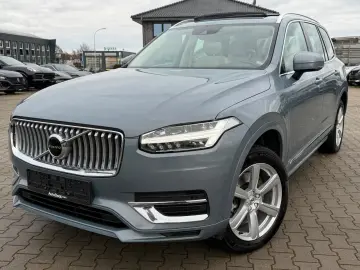 VOLVO XC90 T8 AWD 253   145 ps Inscription  7 Sitze