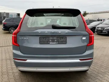 VOLVO XC90 T8 AWD 253   145 ps Inscription  7 Sitze