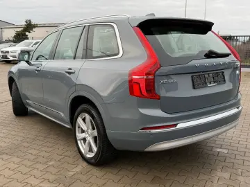 VOLVO XC90 T8 AWD 253   145 ps Inscription  7 Sitze
