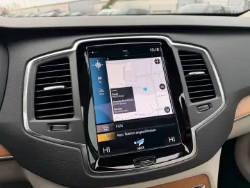 VOLVO XC90 T8 AWD 253   145 ps Inscription  7 Sitze