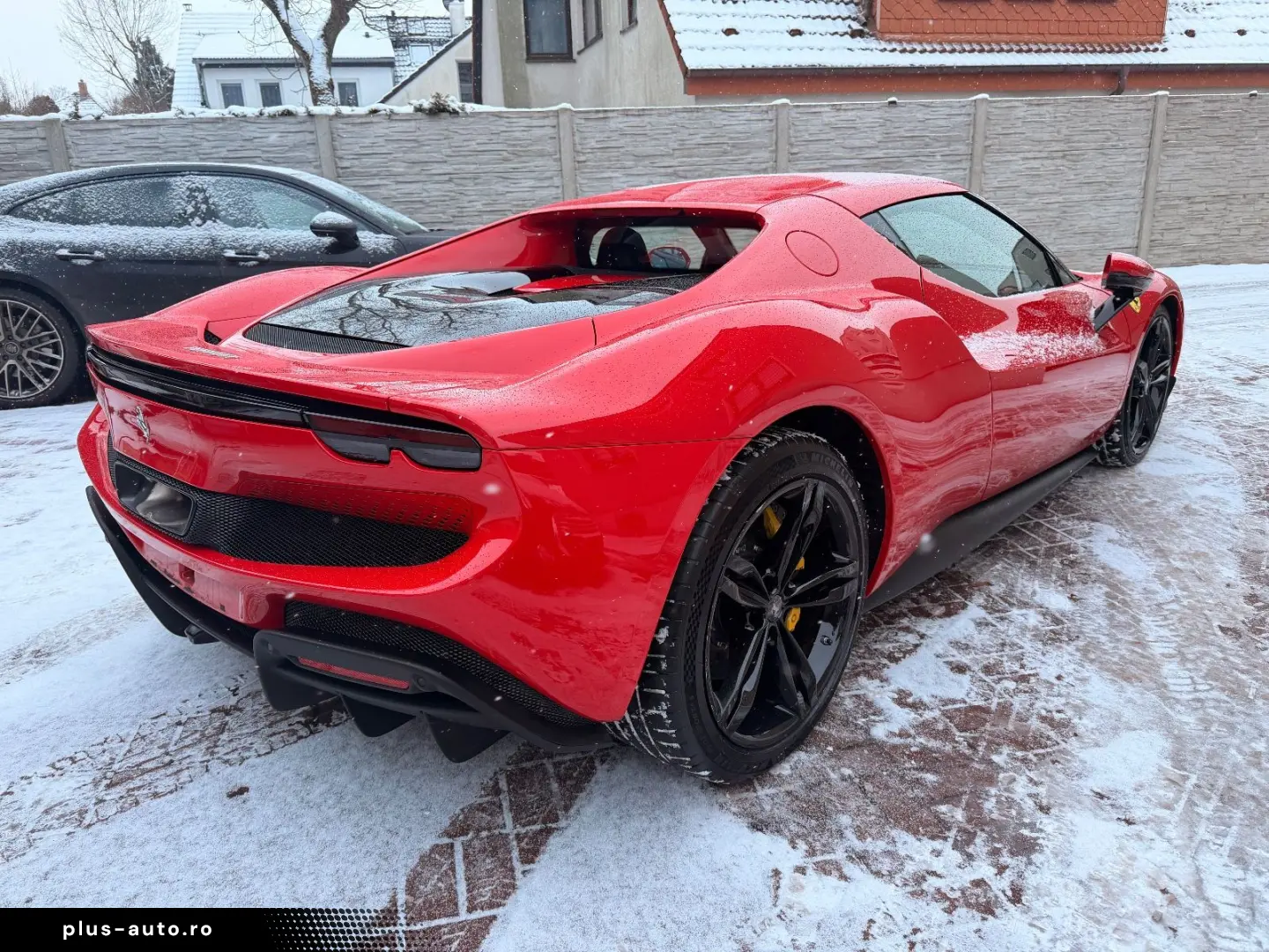 FERRARI 296 GTB LIFT JBL LED CARBONLENKRAD 7 JAHRE SERVI