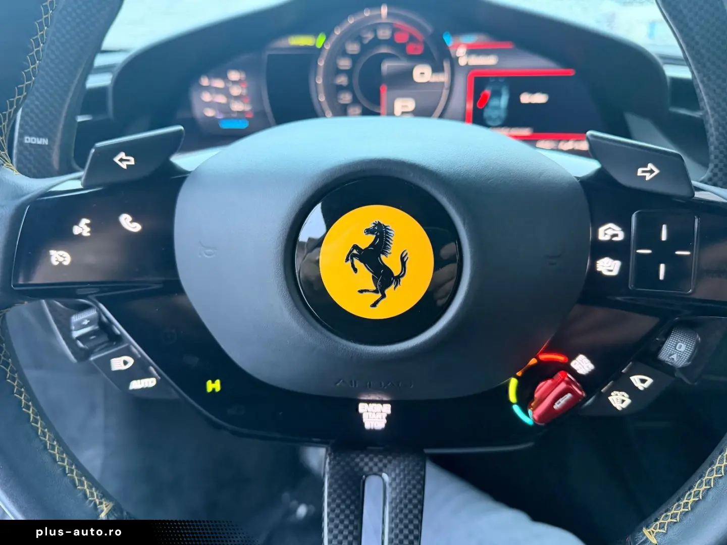 FERRARI 296 GTB LIFT JBL LED CARBONLENKRAD 7 JAHRE SERVI