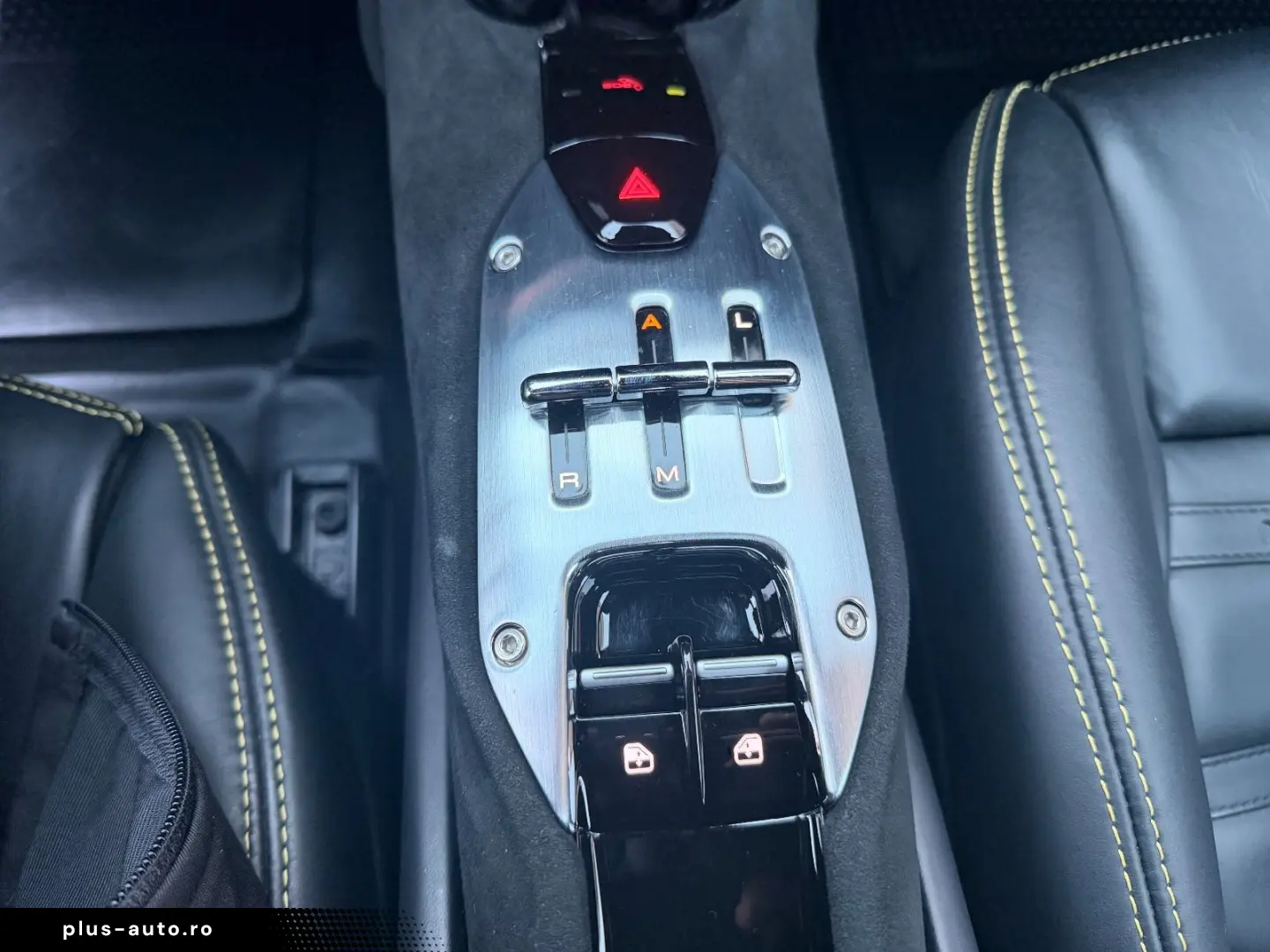 FERRARI 296 GTB LIFT JBL LED CARBONLENKRAD 7 JAHRE SERVI