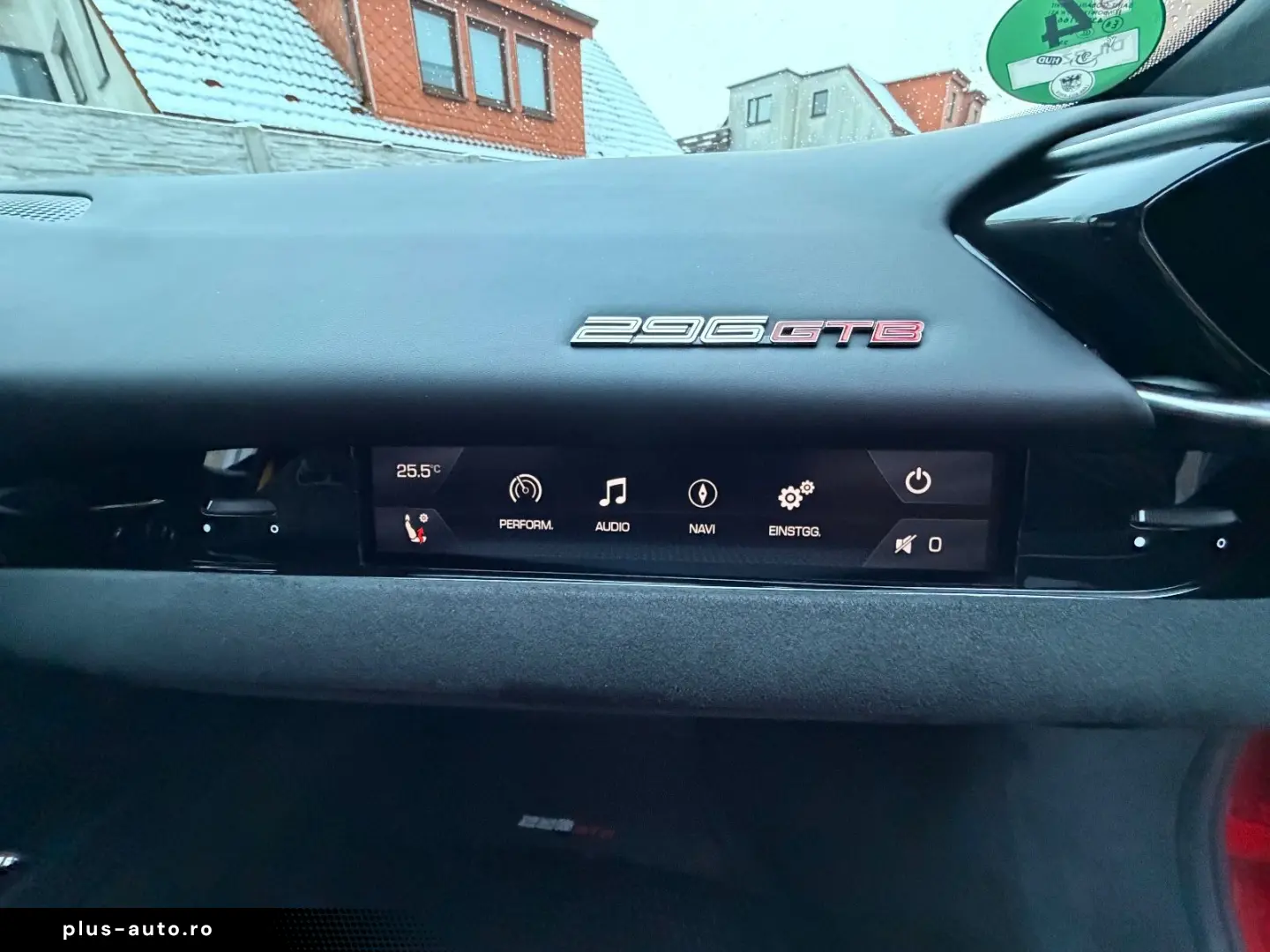 FERRARI 296 GTB LIFT JBL LED CARBONLENKRAD 7 JAHRE SERVI