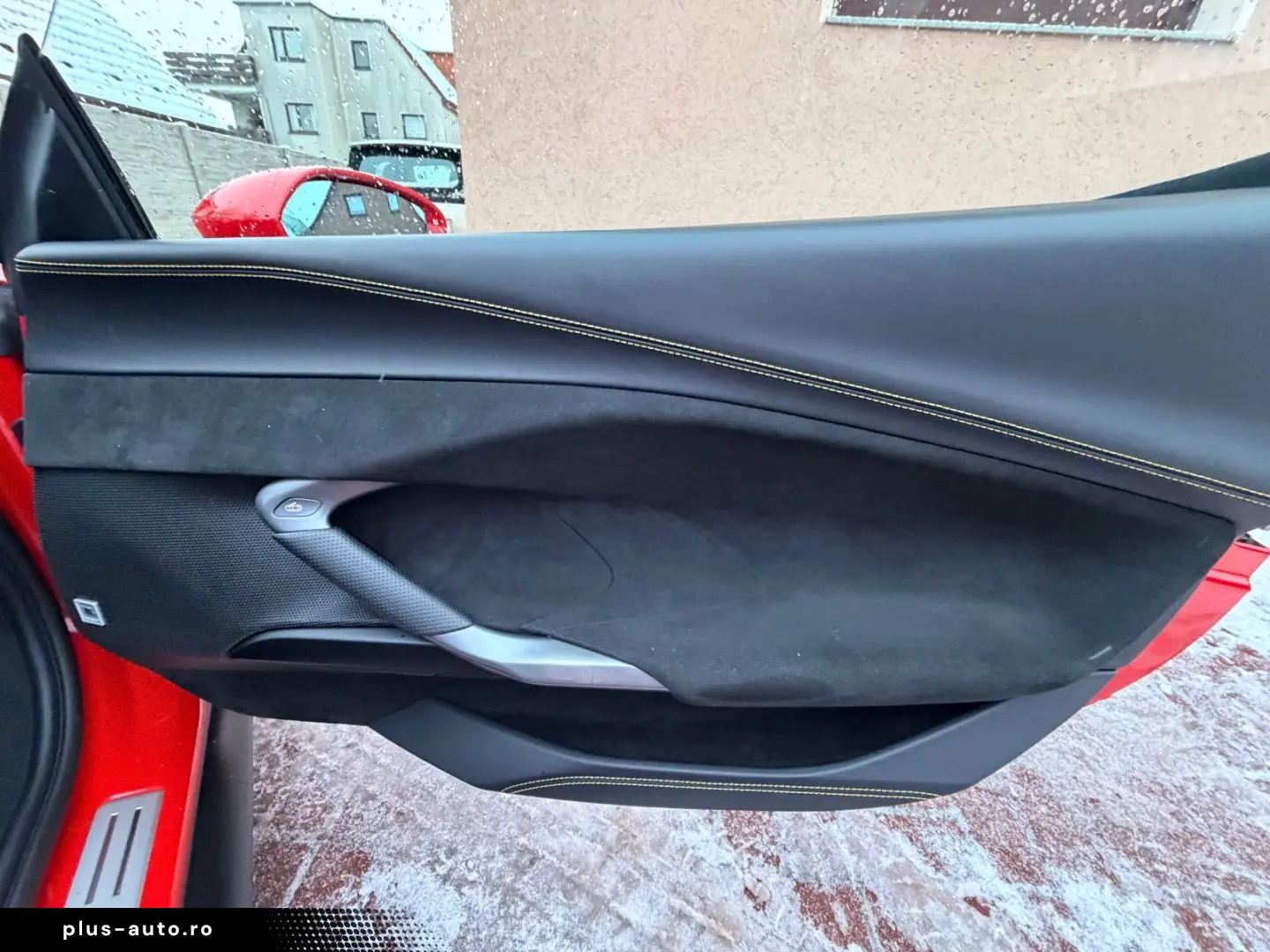 FERRARI 296 GTB LIFT JBL LED CARBONLENKRAD 7 JAHRE SERVI