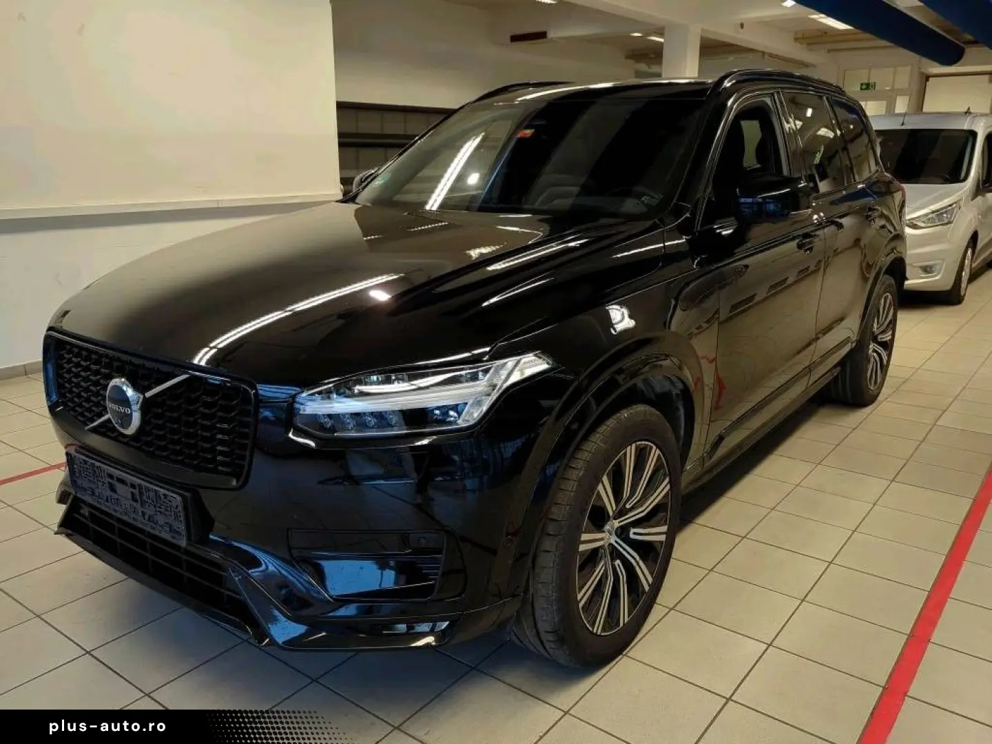 VOLVO XC 90 B5 d AWD Plus Dark  7-SITZE PANO 360  AHK