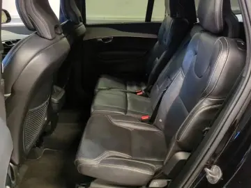 VOLVO XC 90 B5 d AWD Plus Dark  7-SITZE PANO 360  AHK